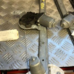 Leve vitre electrique avant droit DACIA LOGAN MCV 1 PHASE 2 BREAK Diesel - Image 1