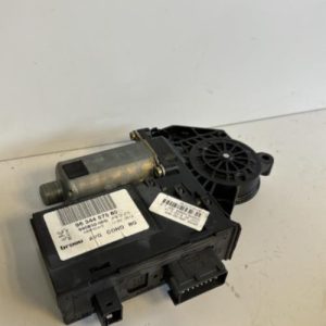 Moteur leve vitre avant gauche PEUGEOT 307 PHASE 1 BREAK Diesel - Image 1