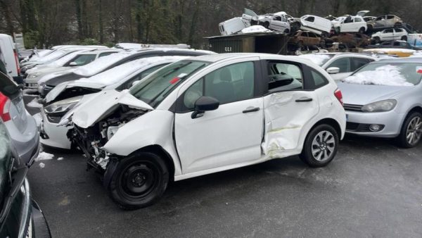 Vitre avant gauche CITROEN C3 2 PHASE 2 Essence - Image 6
