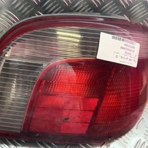Feu arriere principal droit (feux) TOYOTA YARIS 1 PHASE 1 Essence - Image 1