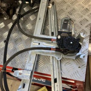 Leve vitre electrique avant droit CITROEN XSARA PICASSO PHASE 2 Diesel - Image 1
