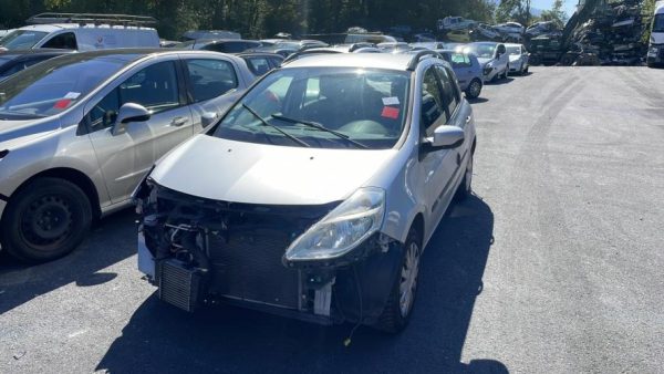 Trappe d'essence RENAULT CLIO 3 PHASE 2 BREAK Diesel - Image 8