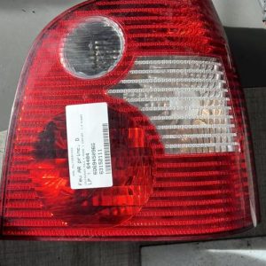 Feu arriere principal droit (feux) VOLKSWAGEN POLO 4 PHASE 1 Diesel - Image 1