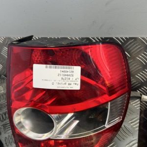Feu arriere principal droit (feux) VOLKSWAGEN FOX Essence - Image 1