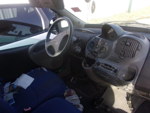 Leve vitre electrique avant droit FIAT MULTIPLA PHASE 1 Essence - Image 3