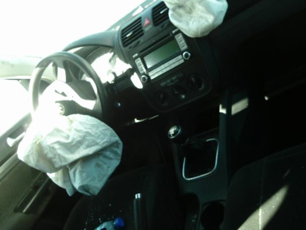 Vitre avant gauche VOLKSWAGEN GOLF 5 BREAK Diesel - Image 2