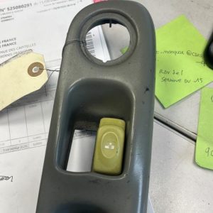 Interrupteur de leve vitre avant gauche RENAULT TWINGO 1 PHASE 2 Essence - Image 1