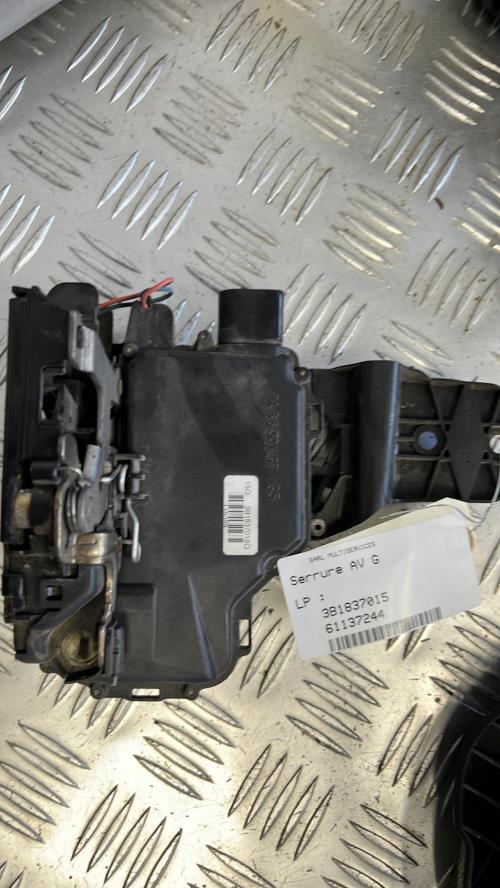 Serrure avant gauche VOLKSWAGEN GOLF 4 - Image 1