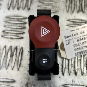 Bouton de warning RENAULT CLIO 3 PHASE 2 Diesel - Image 1