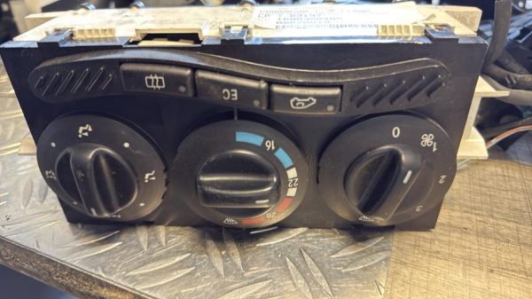Commande chauffage MERCEDES CLASSE A 168 PHASE 1 Diesel - Image 3