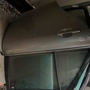 Porte arriere droit TOYOTA AVENSIS 2 PHASE 2 BREAK Diesel - Image 1