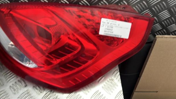 Feu arriere principal droit (feux) FORD FIESTA 6 PHASE 1 Diesel - Image 1