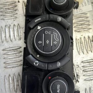 Commande chauffage PEUGEOT 308 1 PHASE 1 Diesel - Image 1