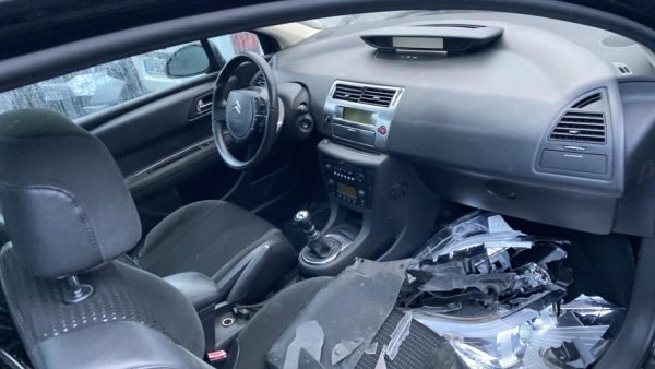 Feu arriere principal droit (feux) CITROEN C4 1 PHASE 2 COUPE Essence - Image 4