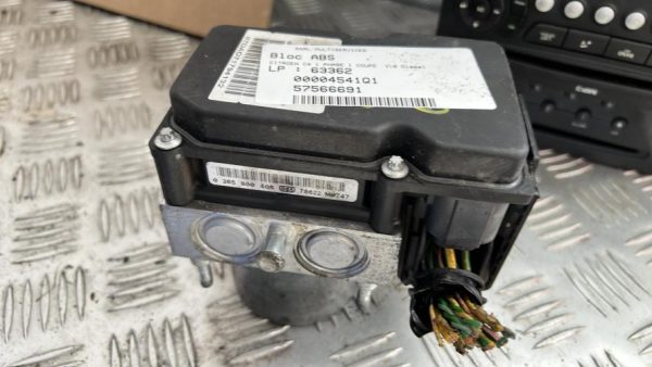 Bloc ABS (freins anti-blocage) CITROEN C4 1 PHASE 1 COUPE Diesel - Image 1