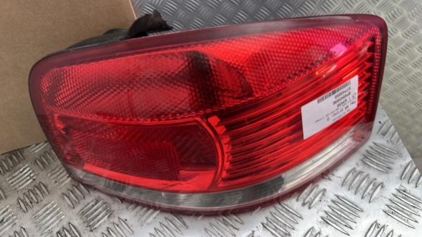 Feu arriere principal droit (feux) AUDI A3 2 PHASE 1 Diesel - Image 2