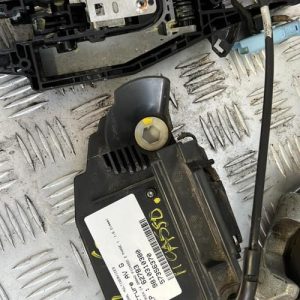 Serrure avant gauche CITROEN C4 GRAND PICASSO 2 PHASE 1 Diesel - Image 1
