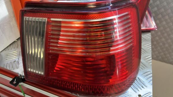 Feu arriere principal droit (feux) SEAT IBIZA 2 PHASE 3 Diesel - Image 2