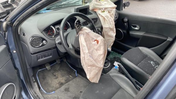 Trappe d'essence RENAULT CLIO 3 PHASE 2 BREAK Diesel - Image 10