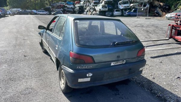 Serrure arriere droit PEUGEOT 306 PHASE 1 Diesel - Image 6