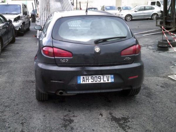 Serrure avant droit ALFA ROMEO 147 PHASE 2 Diesel - Image 5