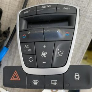 Commande chauffage RENAULT LAGUNA 3 PHASE 1 BREAK Diesel - Image 1