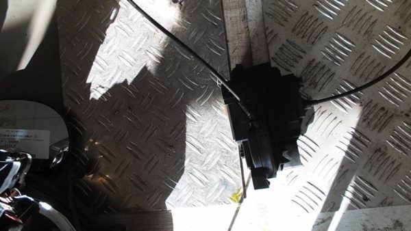 Serrure arriere droit RENAULT SCENIC 3 PHASE 3 Diesel - Image 3