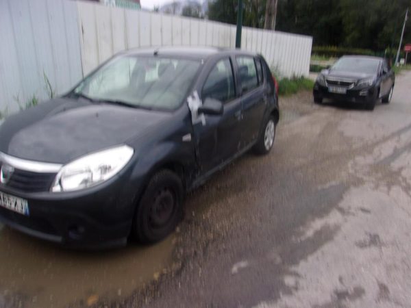 Malle/Hayon arriere DACIA SANDERO 1 Diesel - Image 8