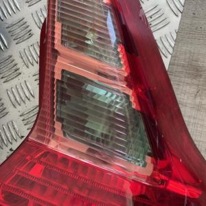 Feu arriere principal droit (feux) CITROEN C4 1 PHASE 1 COUPE Diesel - Image 1