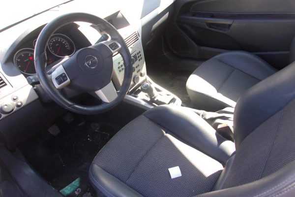 Aile avant droit OPEL ASTRA H TWINTOP CABRIOLET Diesel - Image 3