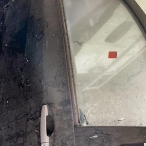 Porte avant gauche TOYOTA YARIS 2 PHASE 1 - Image 1