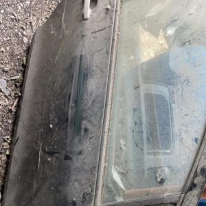 Porte avant droit TOYOTA YARIS 2 PHASE 1 - Image 1