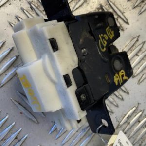 Serrure de hayon RENAULT CLIO 3 PHASE 1 Diesel - Image 1