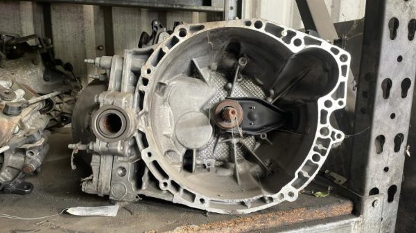 Boite de vitesses DS DS5 PHASE 1 Diesel - Image 4