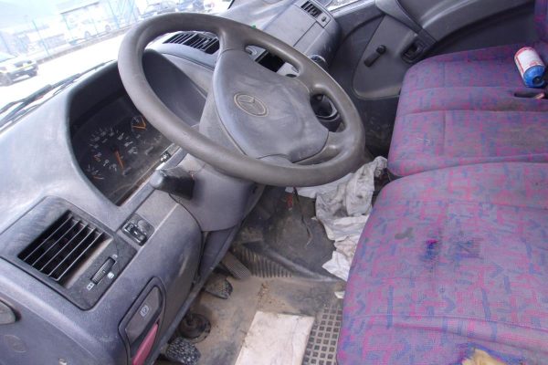 Optique avant secondaire gauche (feux)(clignotant) MERCEDES VITO 638 Diesel - Image 3