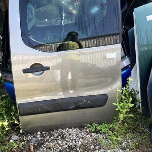 Porte laterale gauche CITROEN BERLINGO 2 PHASE 3 Diesel - Image 1