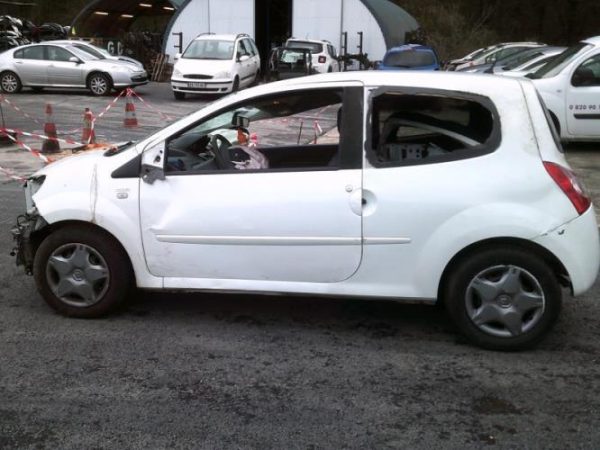 Feu arriere principal droit (feux) RENAULT TWINGO 2 PHASE 2 Diesel - Image 10