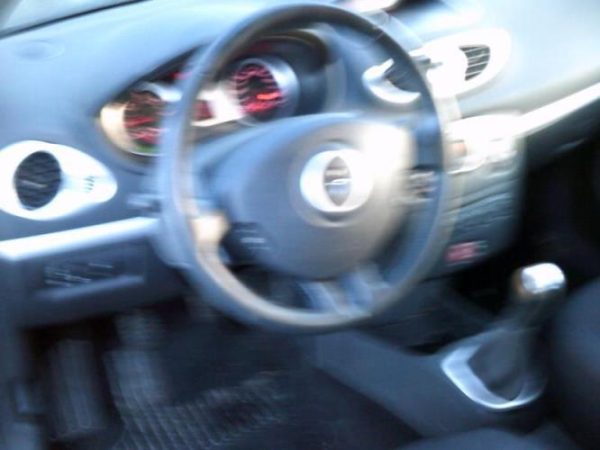 Bouton de warning RENAULT CLIO 3 PHASE 1 Diesel - Image 6