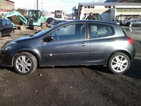 Feu arriere principal droit (feux) RENAULT CLIO 3 PHASE 1 Diesel - Image 11