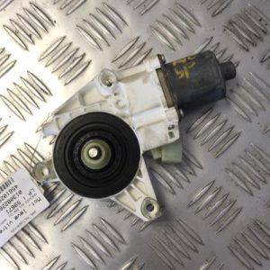Moteur leve vitre avant gauche MERCEDES CLASSE GLK 204 PHASE 1 Diesel - Image 1