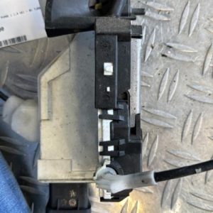 Serrure avant gauche CITROEN C3 2 PHASE 1 Diesel - Image 1