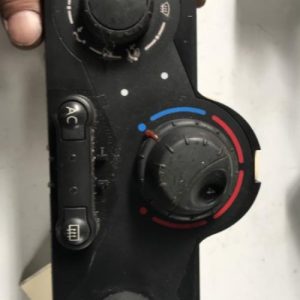 Commande chauffage RENAULT CLIO 3 PHASE 1 - Image 1