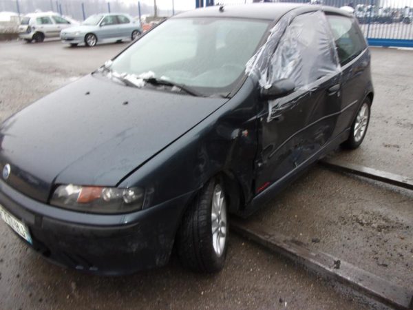 Feu arriere principal gauche (feux) FIAT PUNTO 2 PHASE 1 - Image 7