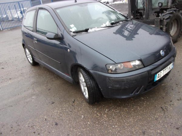 Feu arriere principal gauche (feux) FIAT PUNTO 2 PHASE 1 - Image 8