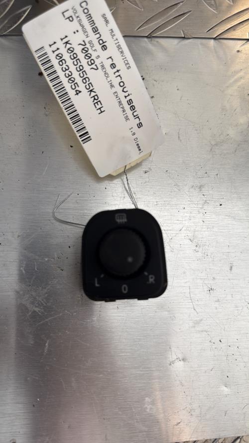 Commande retroviseurs VOLKSWAGEN GOLF 5 Diesel - Image 3