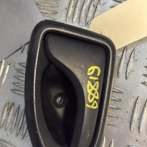 Poignee interieur avant droit RENAULT MASTER 2 PHASE 1 Diesel - Image 1