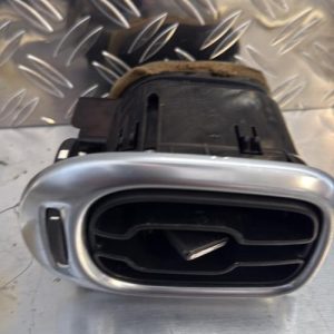 Aerateur tableau de bord CITROEN C3 PICASSO PHASE 2 Diesel - Image 1