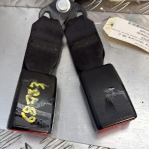 Attache ceinture arriere droit DACIA SANDERO 2 PHASE 1 Essence - Image 1