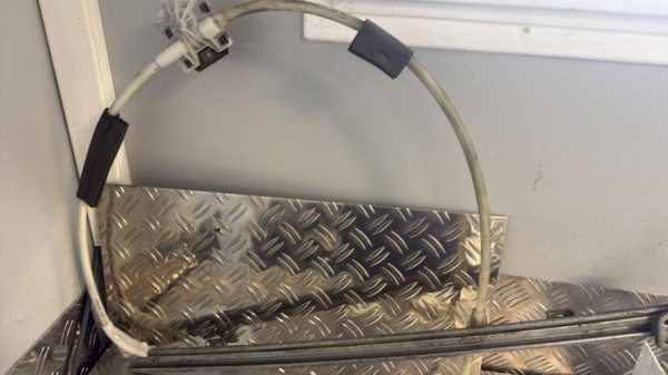 Leve vitre mecanique avant gauche RENAULT MASTER 2 PHASE 1 Diesel - Image 5