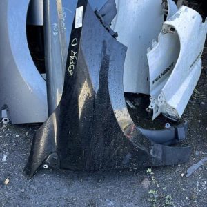 Aile avant droit RENAULT MEGANE 3 PHASE 1 BREAK Diesel - Image 1